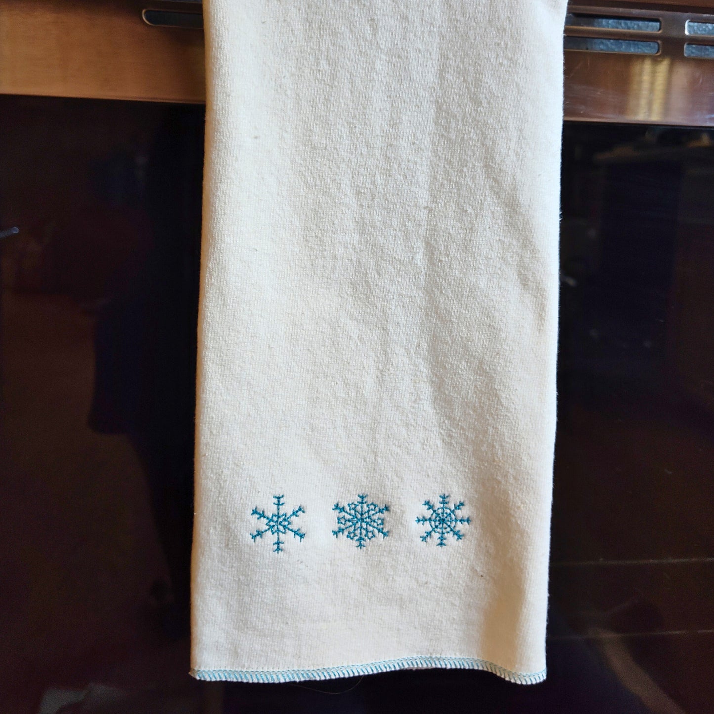 Quick-dry Hemp Dish Towel - Snowflakes - Personalized Embroidery - Organic Hemp Cotton - Super Absorbent - Tea Towel - 15x25 inches